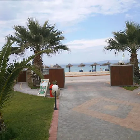 Meltemi אורמוס פנגיאס