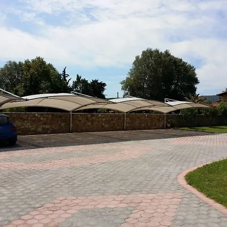 Otel Meltemi Livrohio