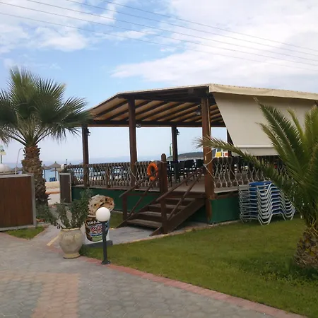 Meltemi Livrohio Hotel Ormos Panagias